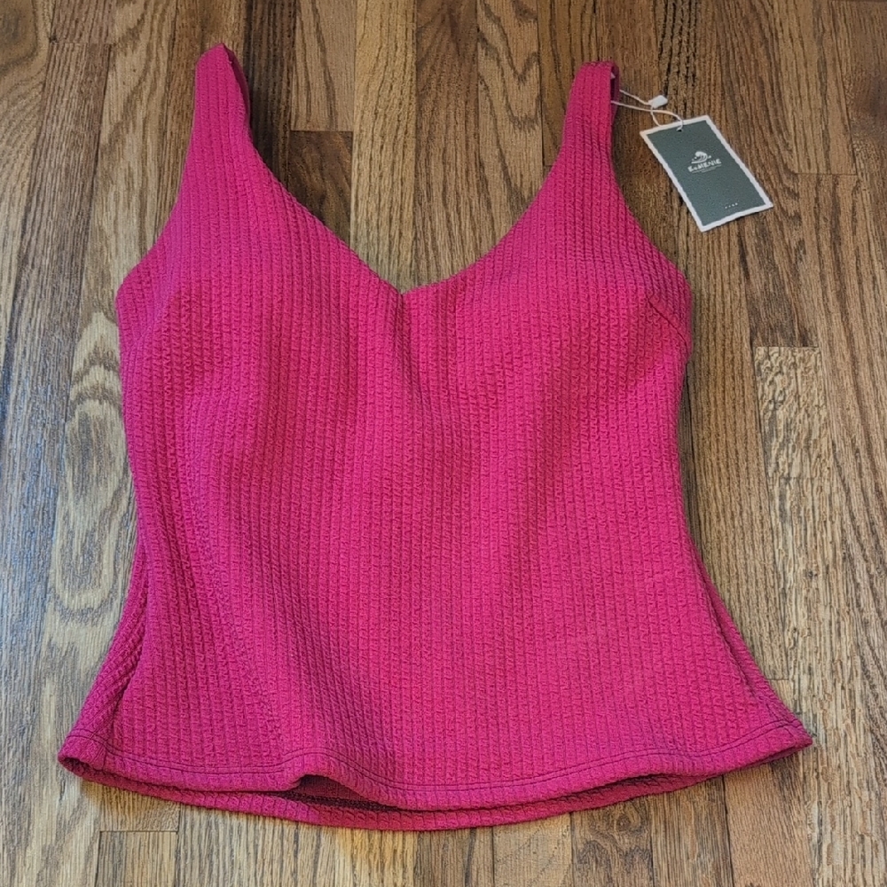 Elegant Fuchsia Knit Tank Top